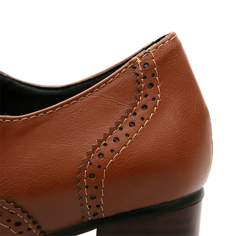Escarpins britanniques à talon - Oxford Brogue Leather avis et prix