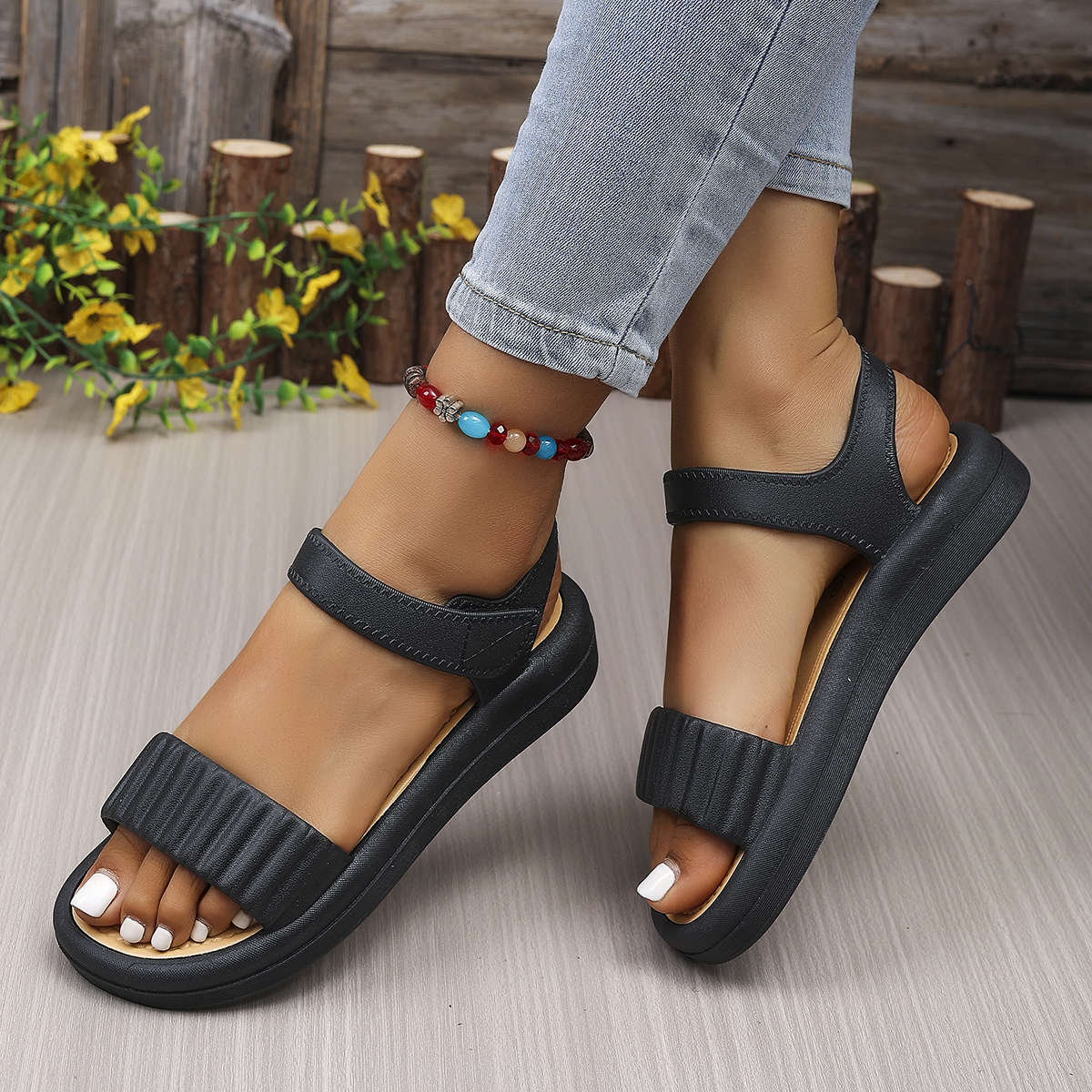 Sandales à plateforme blanches - Velcro Strap Sandal avis et prix