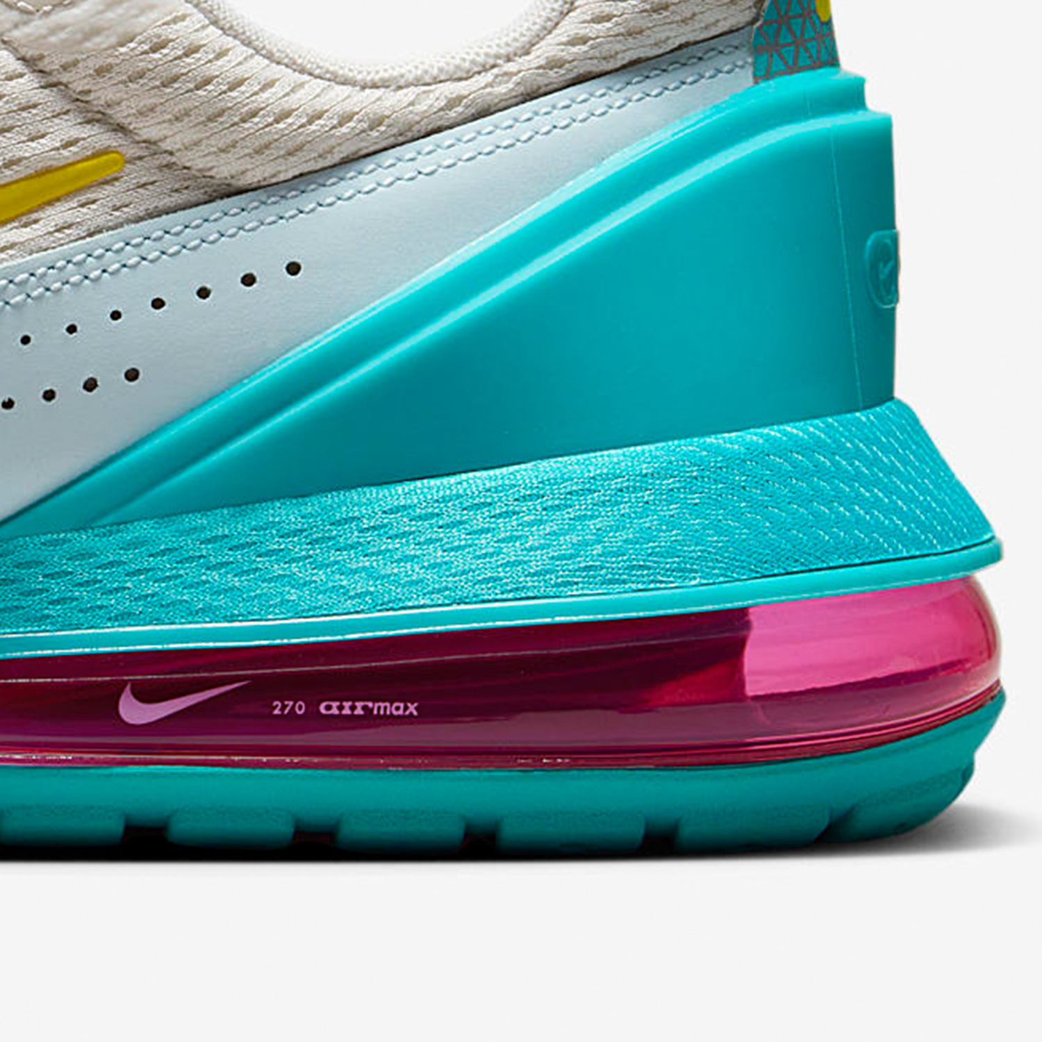 Nike Authentic AIR MAX PULSE C - Men Shoes Myntra avis et prix