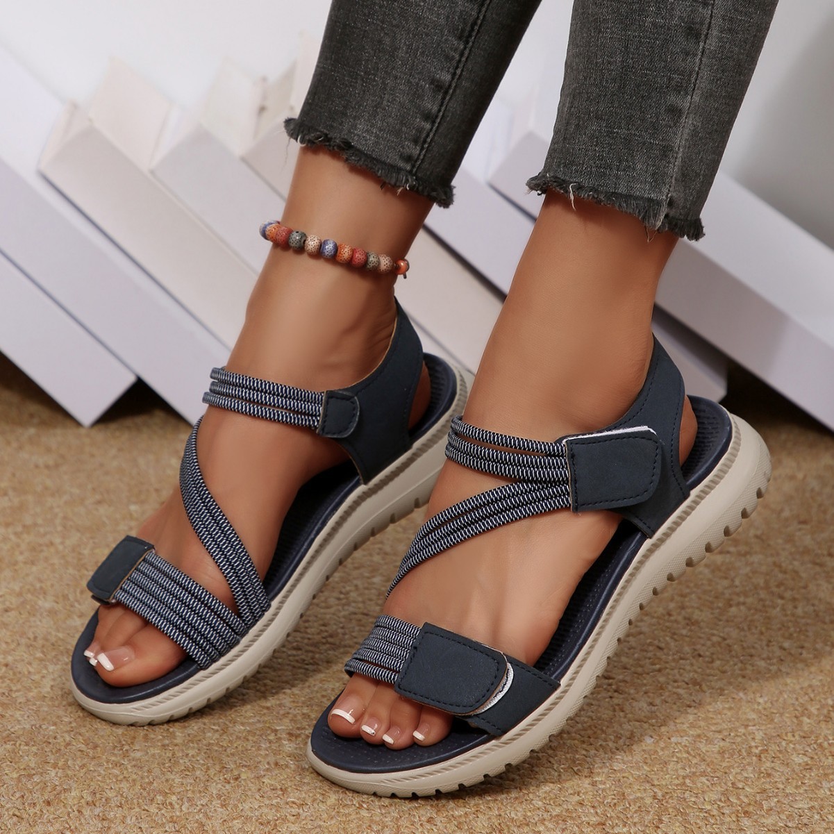 Nouvelles sandales compensées  - Velcro Strap Sandal avis et prix