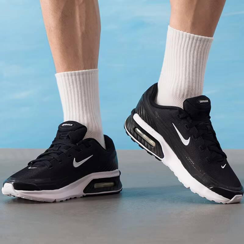 Chaussures décontractées Nike  - Men Shoes Myntra avis et prix